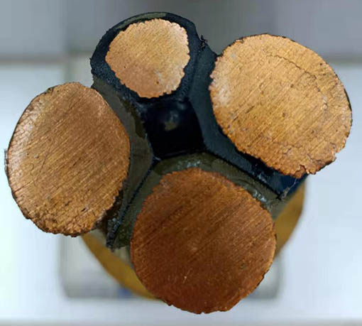 【齐鲁】矿用屏蔽橡套软电缆MYP1.93.3kV3×70+1×35mm2,3.3kVkV
