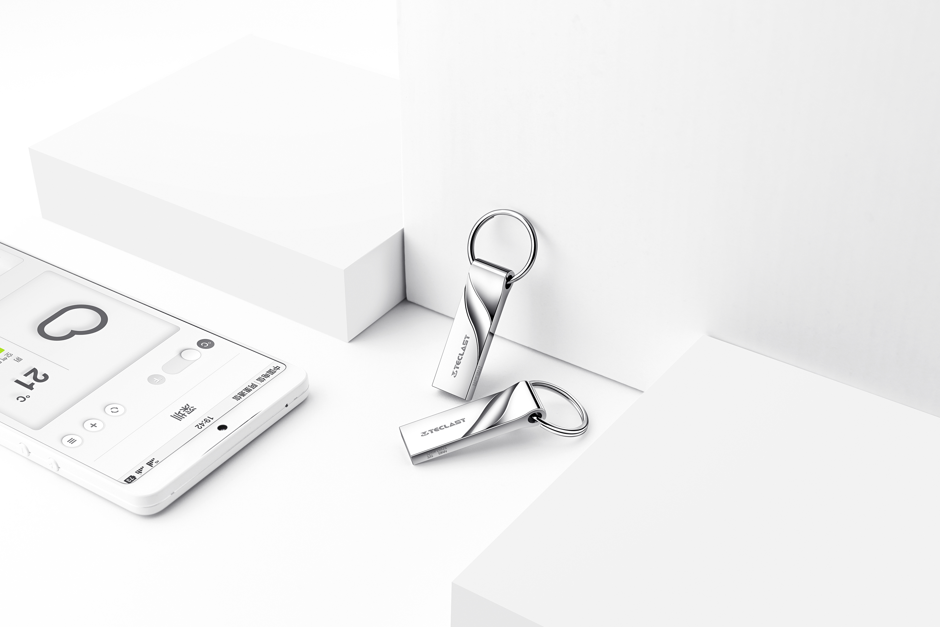 台电（Teclast）乐影64GB USB3.1 U盘 NEX金属防水系列 银色 带便携圆环 高速车载优盘  20个起订