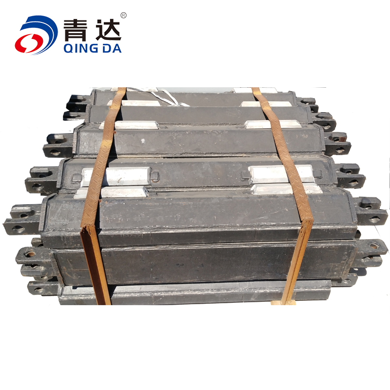 【青岛达能环保设备股份有限公司】刮板HBLS-DN01D4.7A20CrMnTi+65MnGBL